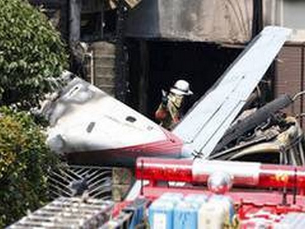 At least 6 killed in plane crash in eastern Mexico