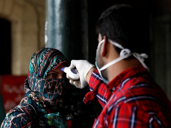 Pak insists coronavirus outbreak under control; deploys army across country to enforce lockdown