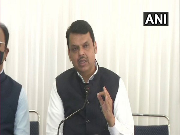 Form OBC commission and submit data to SC: Fadnavis to Maha