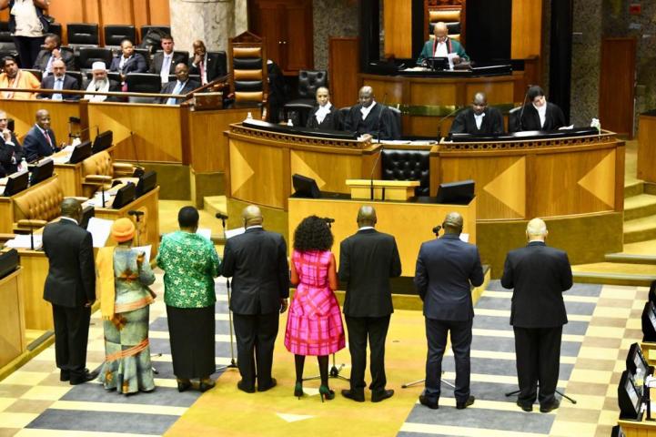 Nine provincial legislatures hold first sittings and swear into office