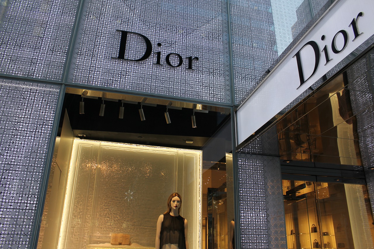 Kim Jones takes Dior to dreamy wasteland where past, future coexist