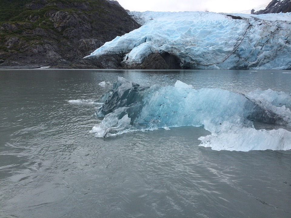 Disappearing frontier: Alaska's glaciers retreating at record pace