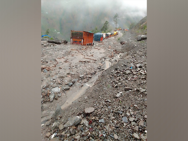 Jammu-Srinagar National Highway blocked for traffic due to landslides