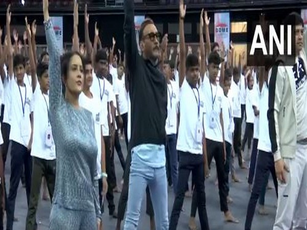 International Yoga Day: Jackie Shroff, Amruta Fadnavis perform yoga in Mumbai