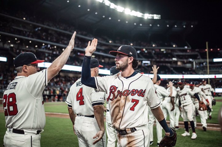 Braves ride 4 homers to win over Nationals