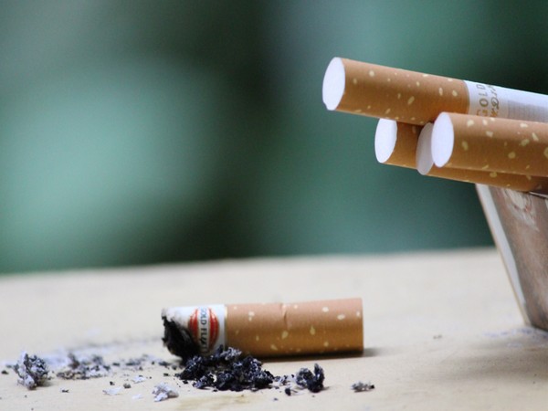 Experts urge govt to remove designated smoking rooms in hotels, restaurants, airports
