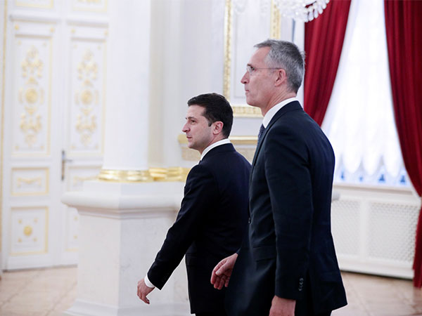 Discussed “unblocking” of Black Sea grain corridor with NATO Secretary General, says Zelenskyy