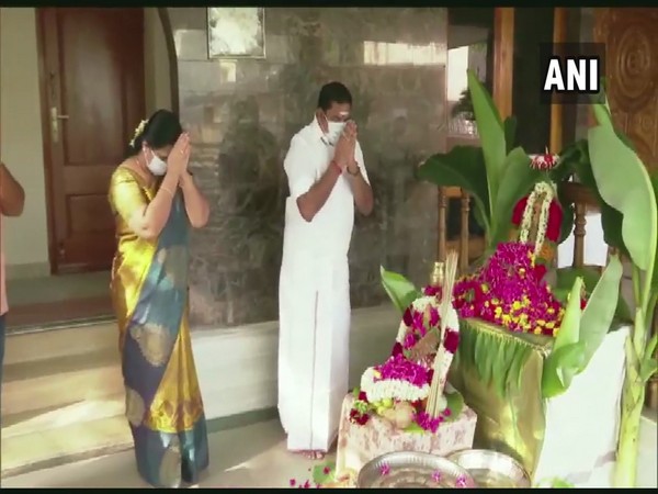 Ganesh Chaturthi: Tamil Nadu CM offers prayers to Lord Ganesha at his residence