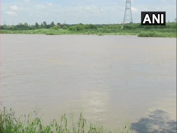 Yamuna recedes below warning level in Delhi