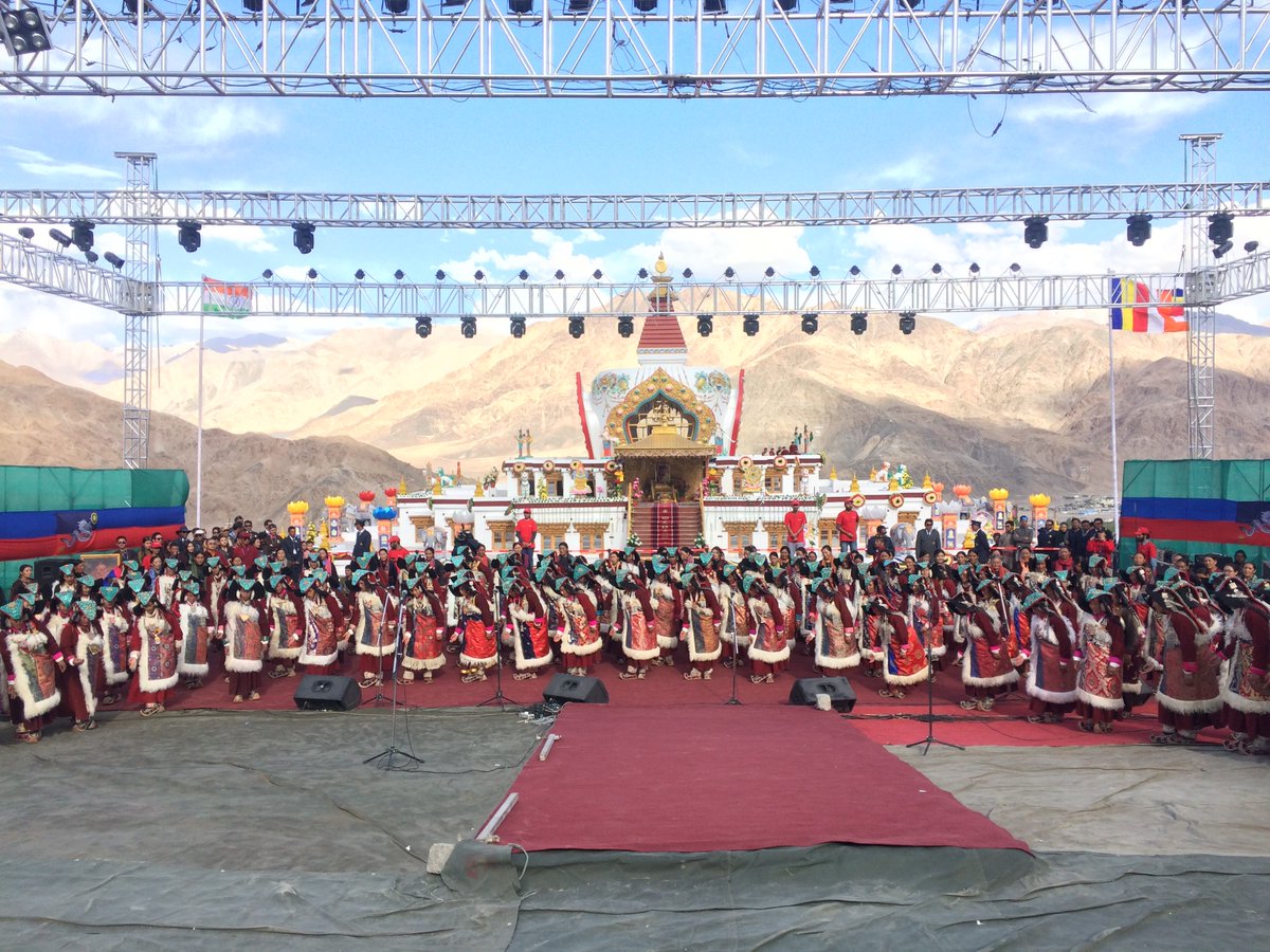 Guinness World Records mark end of Naropa Festival