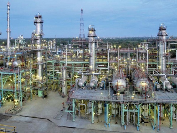 China’s Sinopec to establish USD 4.5 billion refinery at Sri Lanka's Hambantota port: Minister