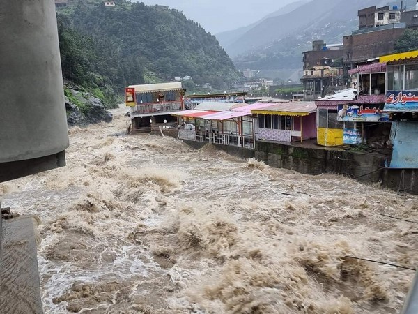 Flood-hit Pakistanis unhappy with government response