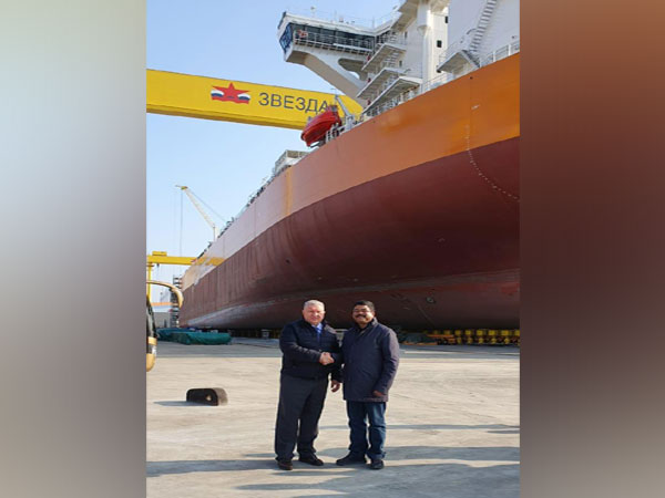 Russia: Pradhan visits Zvezda Shipbuilding Complex in Vladivostok