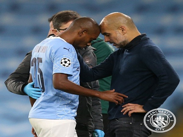 Fernandinho to be out for 'four to six weeks', says Pep Guardiola