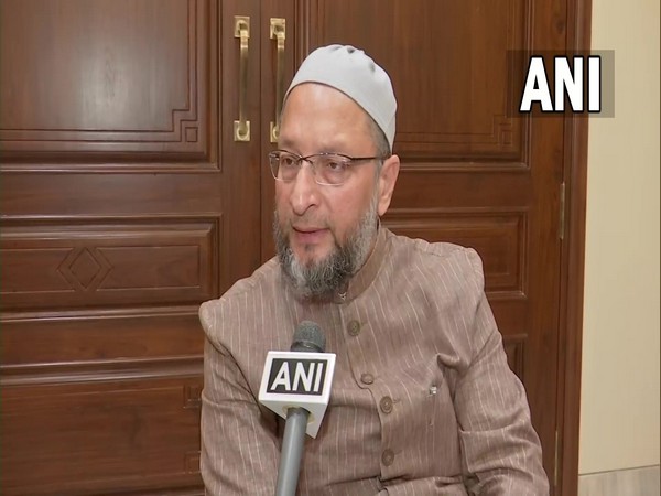 Centre changed COVID-19 vaccine policy because SC intervened, claims Owaisi