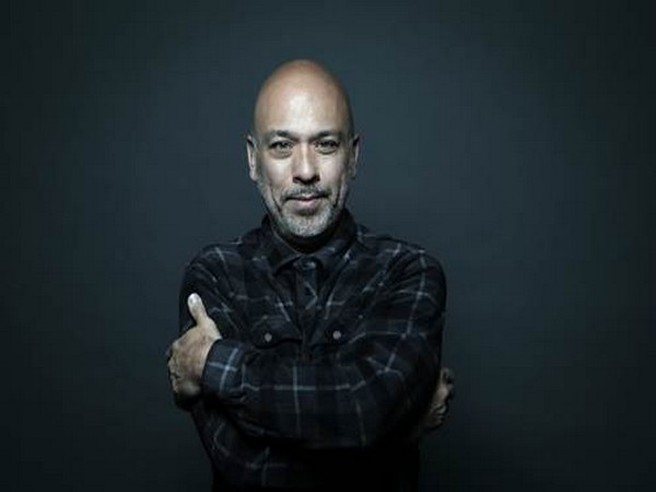   Comedian Jo Koy to host 2024 Golden Globes