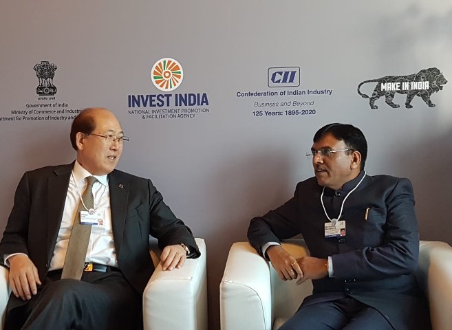 Mansukh Mandaviya, IMO chief discuss maritime issues concerning India  