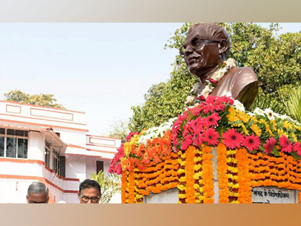 Former Bihar Cm Karpoori Thakur To Be Awarded Bharat Ratna Posthumously Headlines 2766