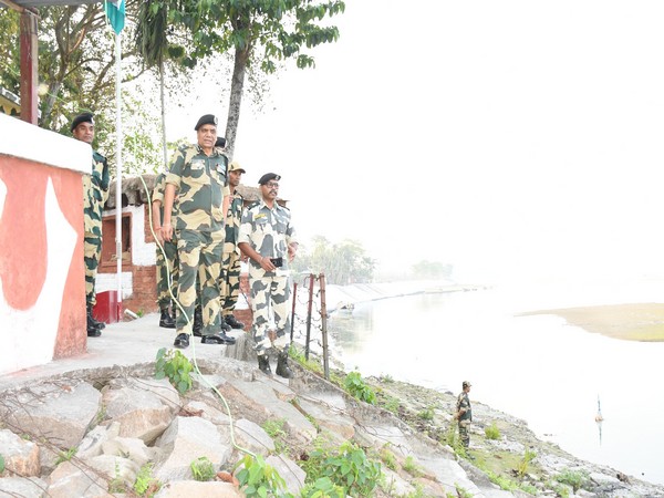 IG BSF Guwahati Frontier reviews operational preparedness of BSF at Indo-Bangladesh border