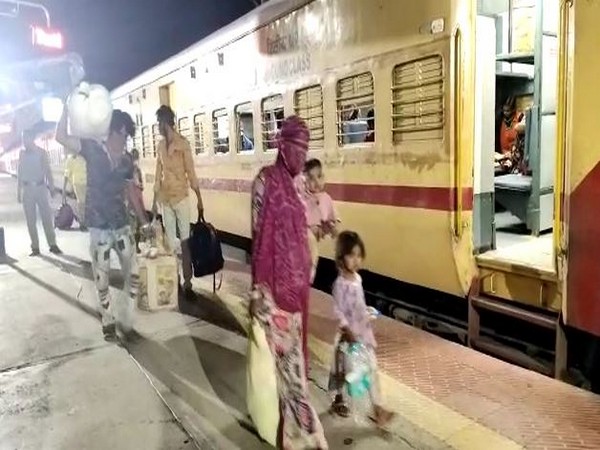 Migrant workers depart for Rajasthan from Andhra's Anantapuram in Shramik train
