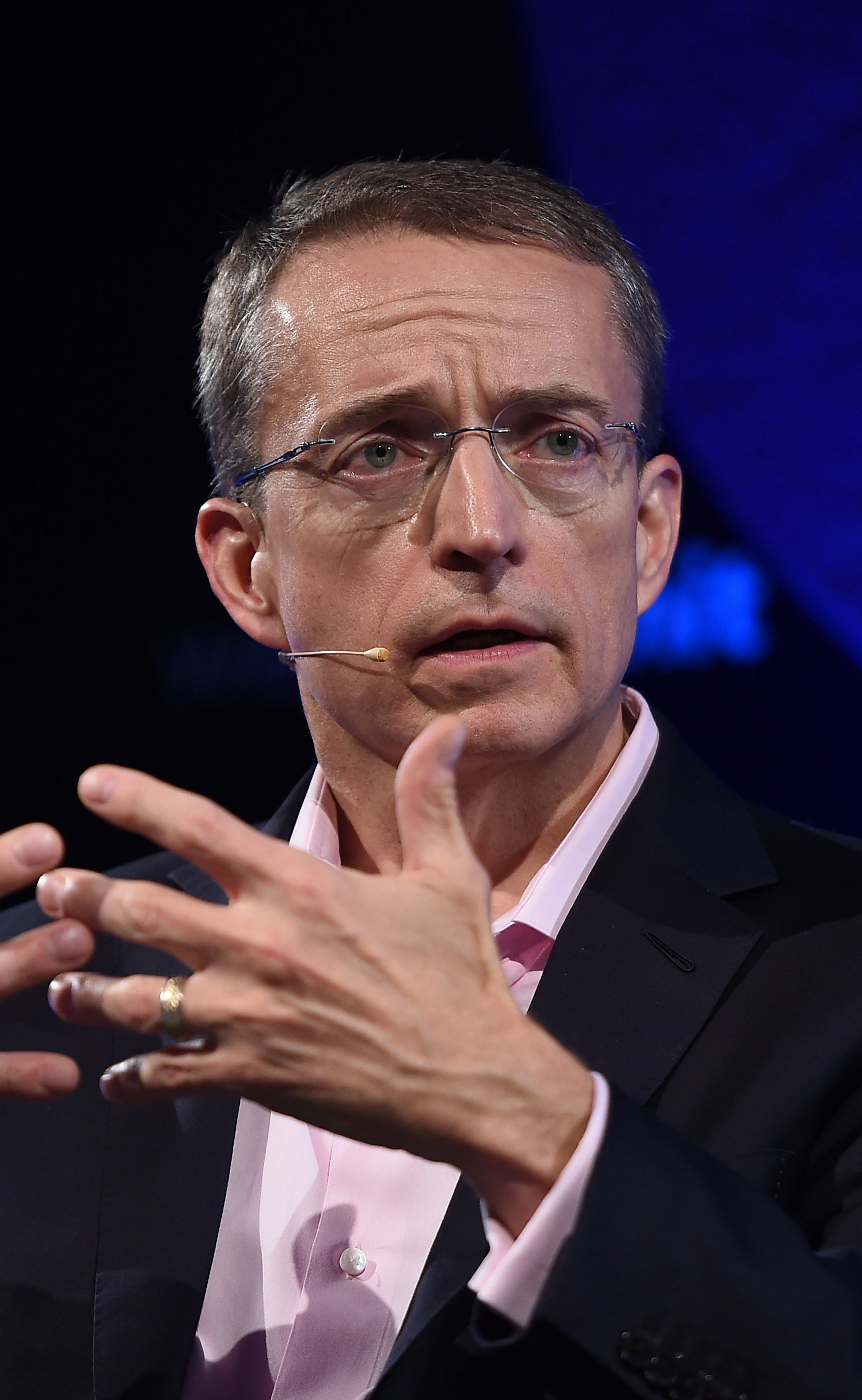Intel CEO says chip shortage risks expansion