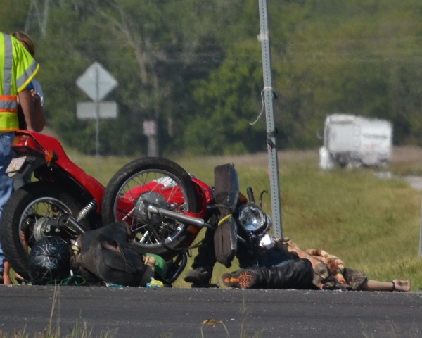 UPDATE 1-Seven killed when pickup collides with . Marine motorcycle club  | International