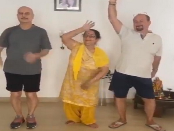 Anupam Kher shares adorable video dancing with mum, brother 