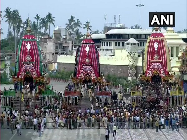 Thousands witness Lord Jagannath’s 'Nabajaubana'