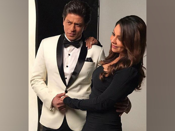 Gauri Khan Shares Rare Throwback Picture With Shah Rukh Khan Entertainment