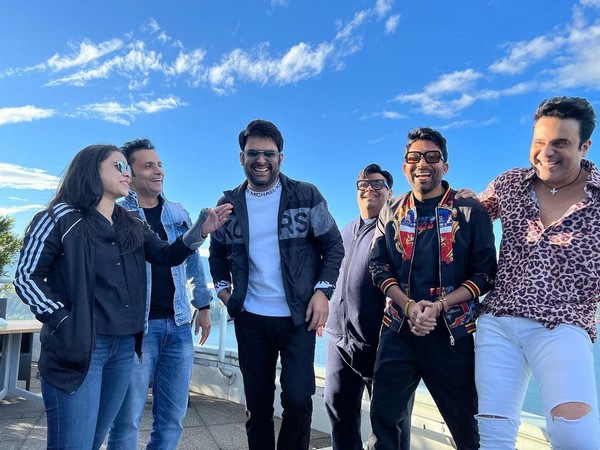 Kapil Sharma shares fun pictures with his 'TKSS' squad