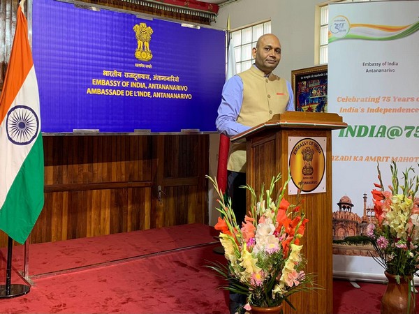 Indian embassy in Madagascar begins free Hindi classes for language enthusiasts