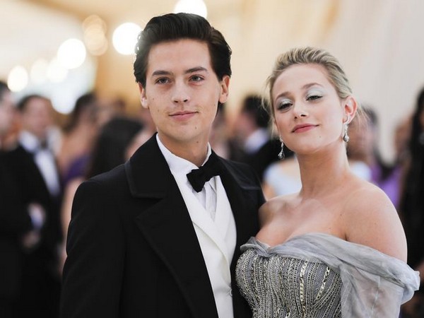 Cole Sprouse Lili Reinhart Call It Quits After Dating For 2 Years Entertainment