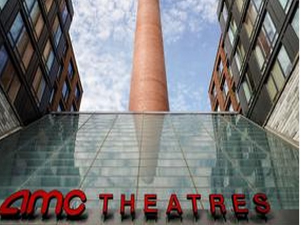 AMC Theatres delays reopening after change in 'Tenet' release date