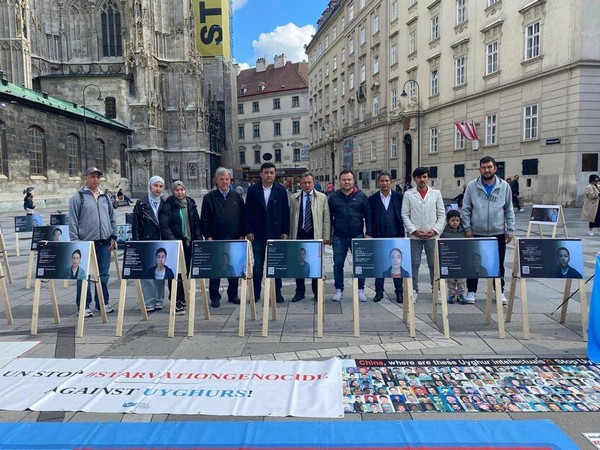 Uyghur community holds photo exhibition in Vienna to highlight rights abuses in China