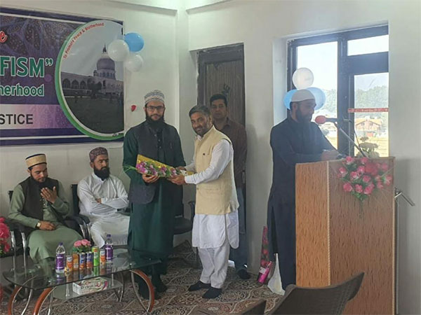 Youth-oriented Kashmiri organisation holds Sufi Conference on famous saint's role for restoring peace, brotherhood in J-K