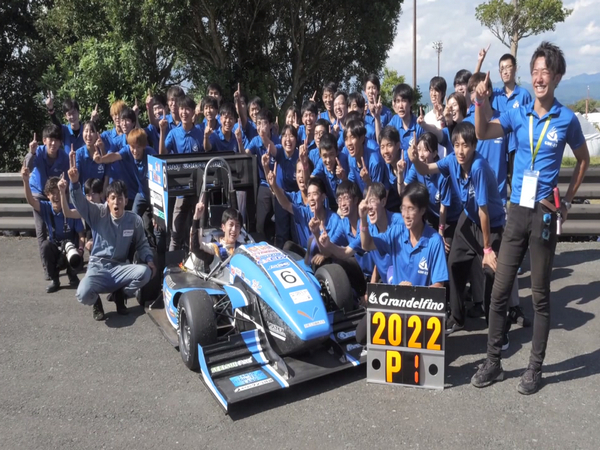 Japanese student showcases car manufacturing skills