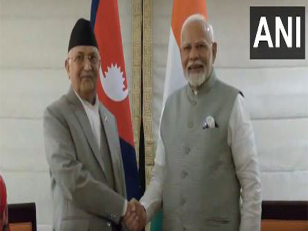 PM Modi and Nepal PM KP Sharma Oli Discuss Strengthening Bilateral Ties in New York