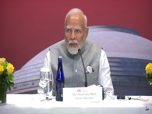 PM Modi Highlights Technology and Democracy at CEO Roundtable in New York