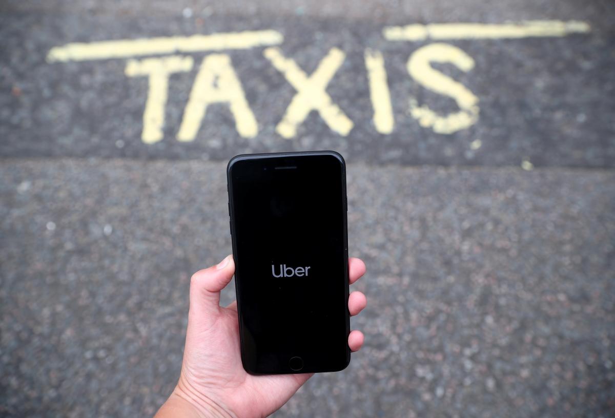 Germany wants to open market to carpooling services offered by Uber and others by 2021 