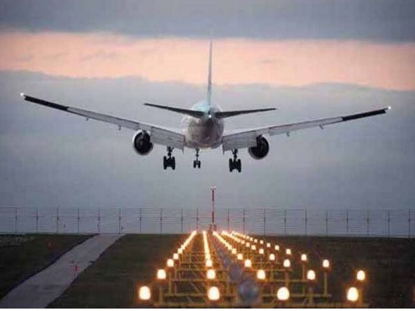 Pak air traffic controller saves Jaipur-Muscat flight after pilot sounds alert
