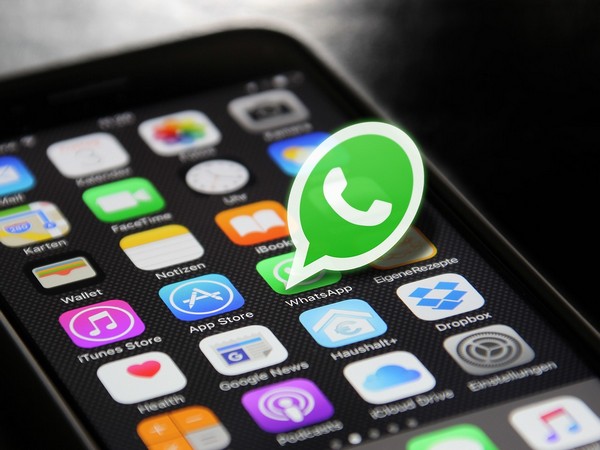 WhatsApp users can now mute chat notifications forever