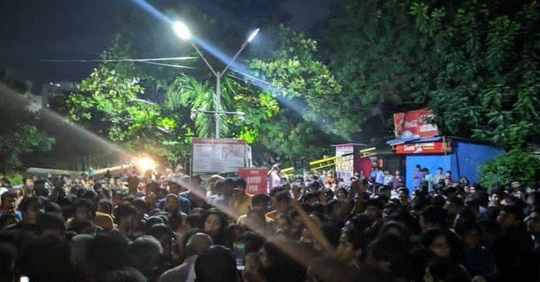 Sabarimala row: BJP march turns violent, police use tear gas on protesters 