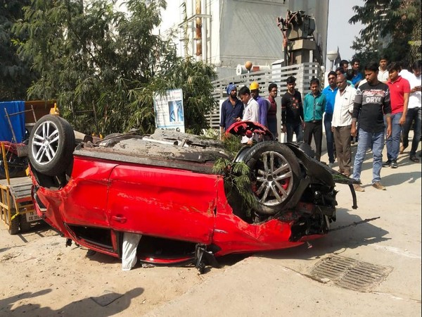 Telangana: 1 woman dead, 3 injured after car falls down from flyover in Hyderabad