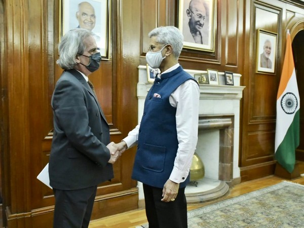 Jaishankar meets Argentinian counterpart, discusses bilateral ties
