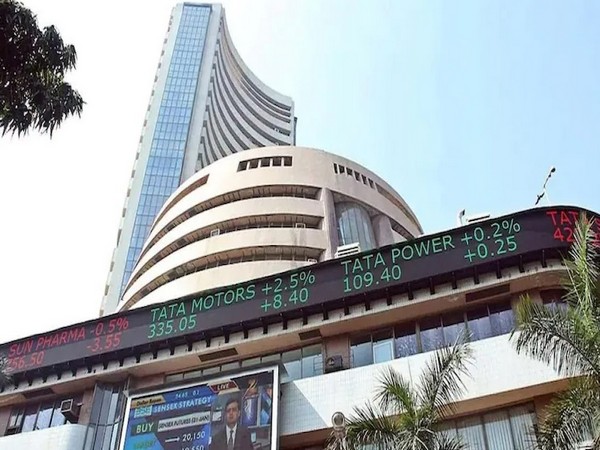 Indian stocks rise marginally on global cues