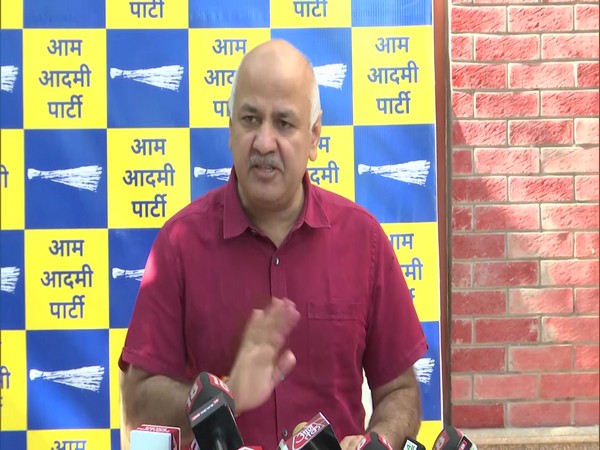BJP is publicising fake videos due to fear of losing MCD polls: Sisodia