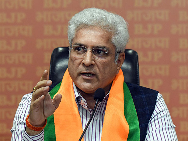 Kailash Gahlot Joins BJP, Takes Key Role in Delhi Elections