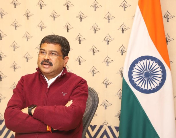Pradhan interacts with Stanford Alumni Group on 'Future of Energy in India'