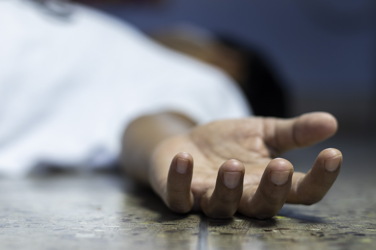 MBBS student ends life in Kandivali in Mumbai