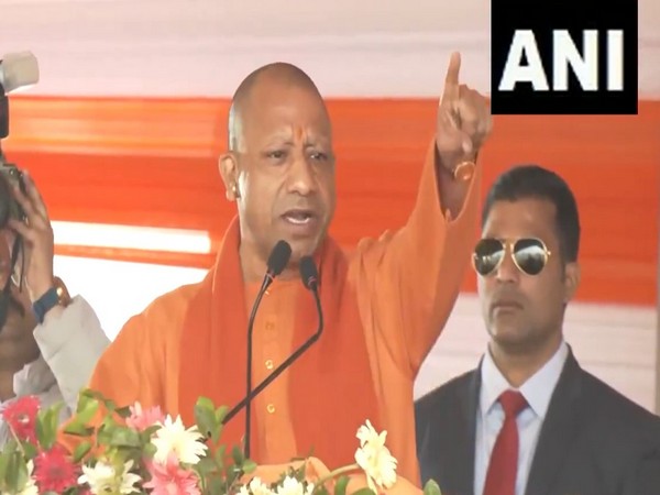 Yogi Adityanath Criticizes Akhilesh Yadav Over Maha Kumbh Remarks